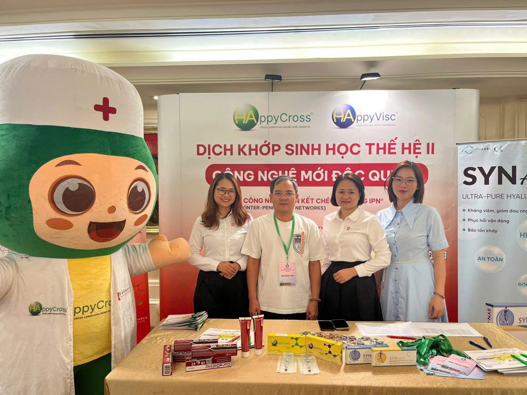 Công ty Thảo dược PHD – Omniarch Healthcare Việt Nam tự hào mang đến hội nghị những sản phẩm độc quyền từ Pháp và Italia chuyên điều trị thoái hóa khớp gối bằng HA.